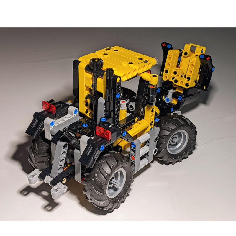 Urban Farming And Urban Agriculture - MOC-87483 Model Blok Bangunan Traktor Kuning